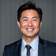 Portrait of Alex Chen, co-founder of VivanteLunaera Pulse